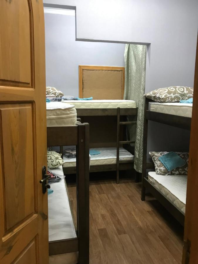 Ararat-Demeevskaya Hostel Kiev Eksteriør billede