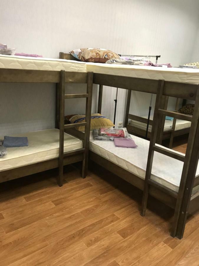 Ararat-Demeevskaya Hostel Kiev Eksteriør billede