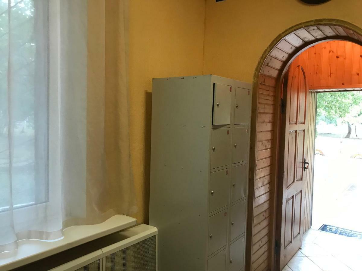 Ararat-Demeevskaya Hostel Kiev Eksteriør billede