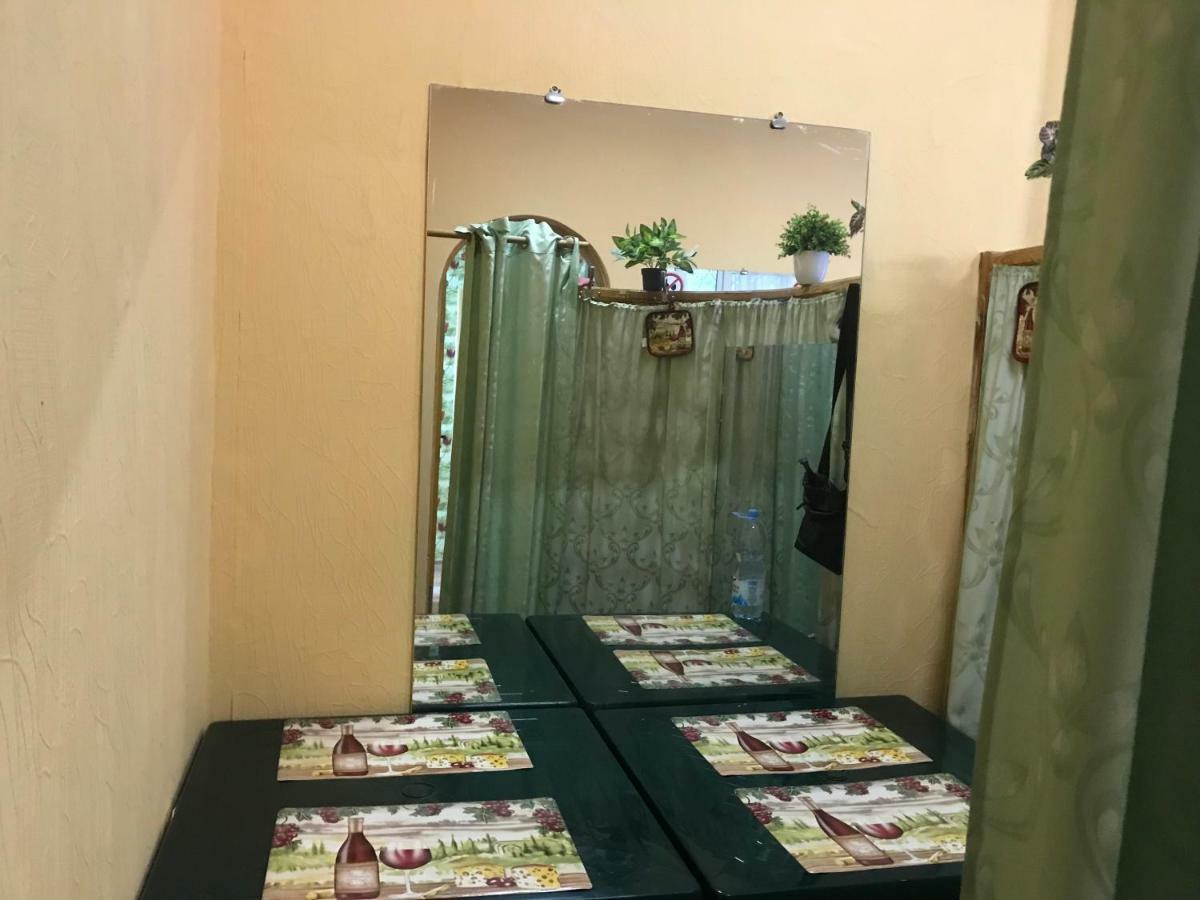 Ararat-Demeevskaya Hostel Kiev Eksteriør billede